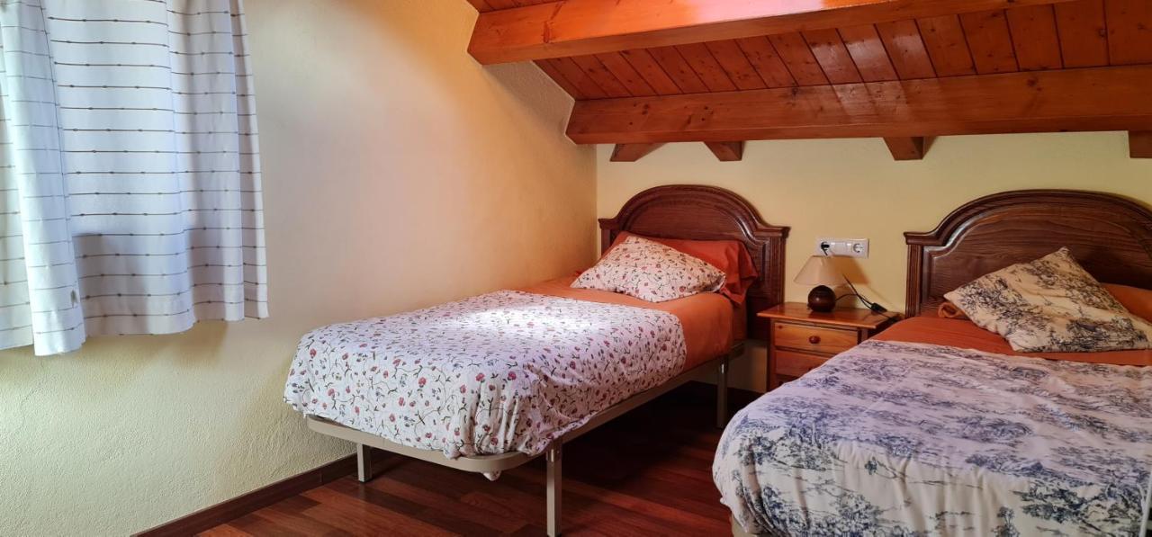 Apartaments Rurals XIX Queralbs Buitenkant foto