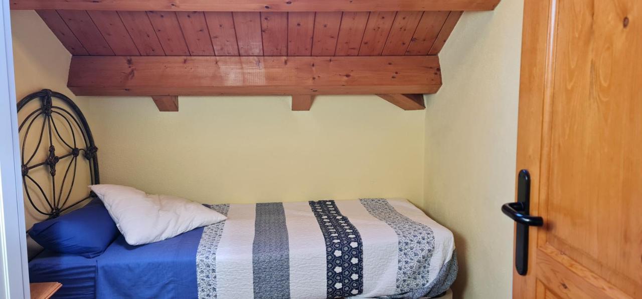 Apartaments Rurals XIX Queralbs Buitenkant foto